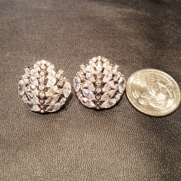 Camrose & Kross Swarovski Crystal Earrings - Picture 3 of 6